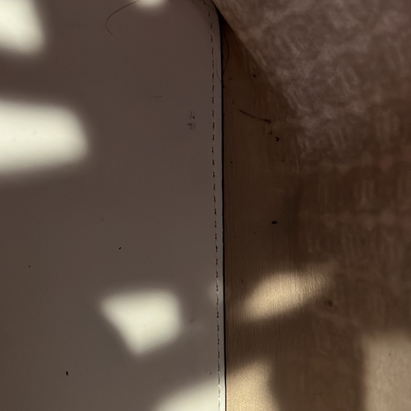 Tory Burch Small Gemini Link Coated Canvas Tote. Color: New Ivory - Picture 8 of 14